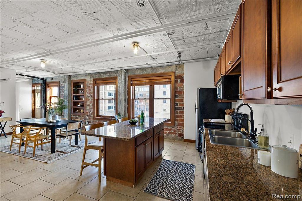 78 Watson Street, Unit 10 Detroit, MI 48201 - Photo 10 of 63