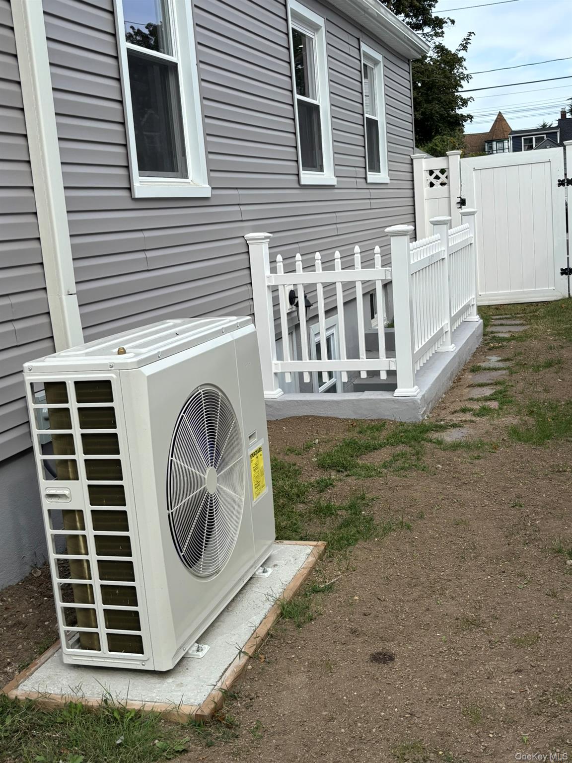 3154 Roxbury Road Oceanside, NY 11572 - Photo 19 of 20