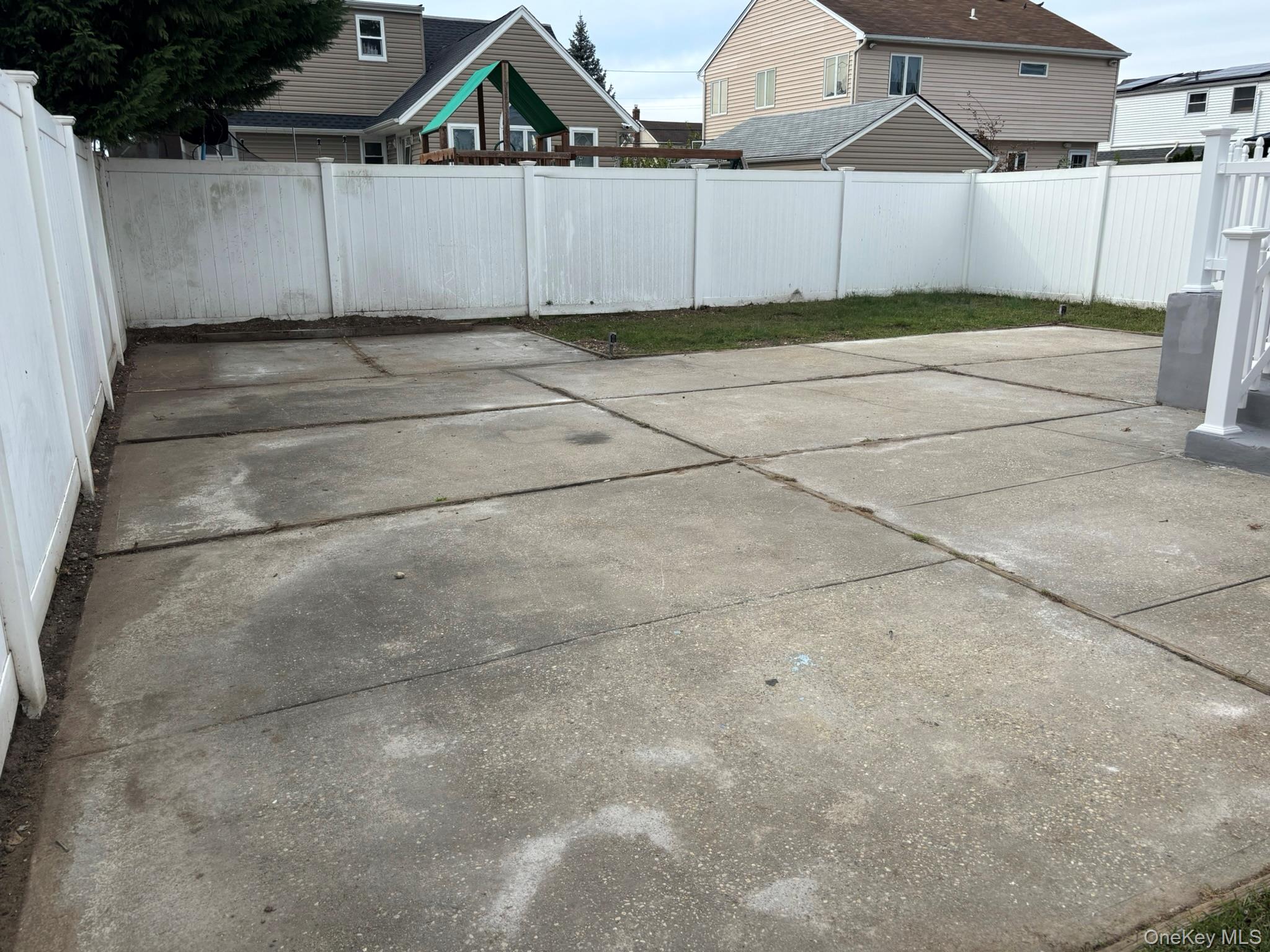 3154 Roxbury Road Oceanside, NY 11572 - Photo 20 of 20