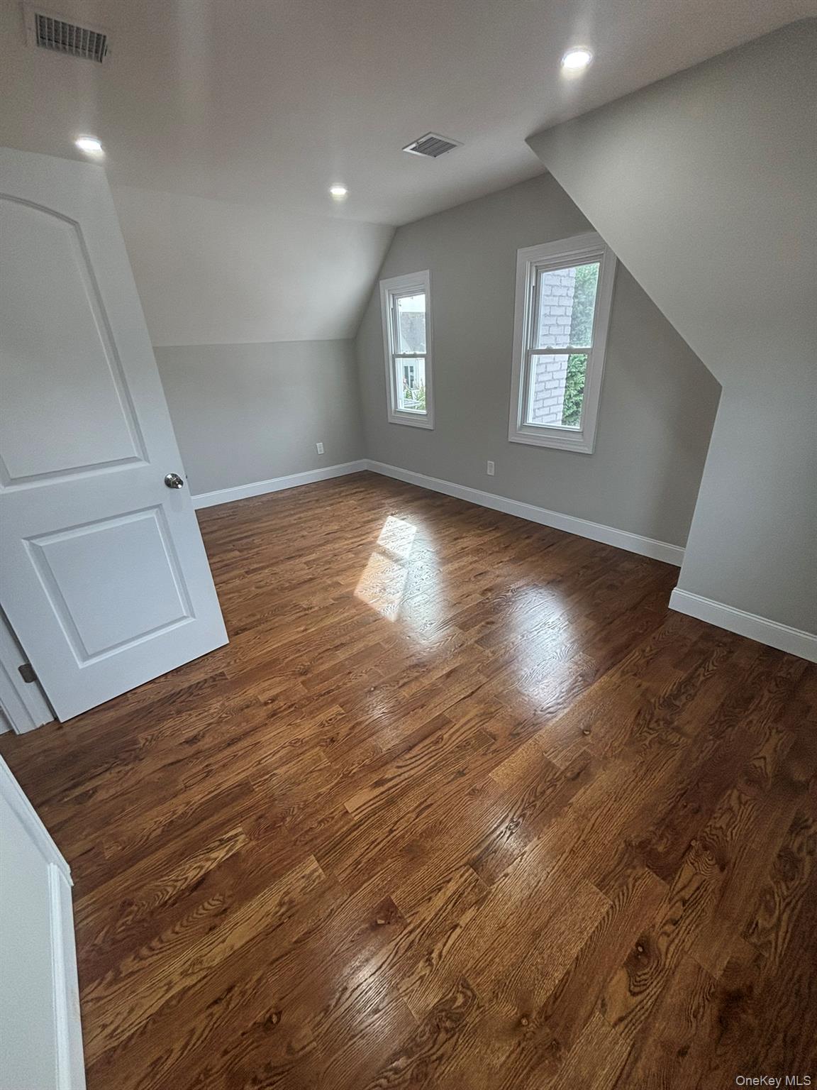 3154 Roxbury Road Oceanside, NY 11572 - Photo 10 of 20