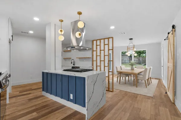 $299,999 | 309 East Lola Drive, Austin, TX 78753