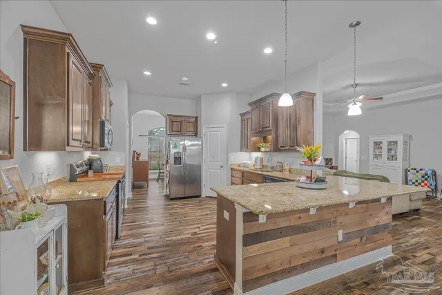 $550,000 | 2642 Grandaddy Lane, Jay, FL 32565