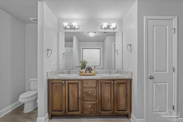 $550,000 | 2642 Grandaddy Lane, Jay, FL 32565