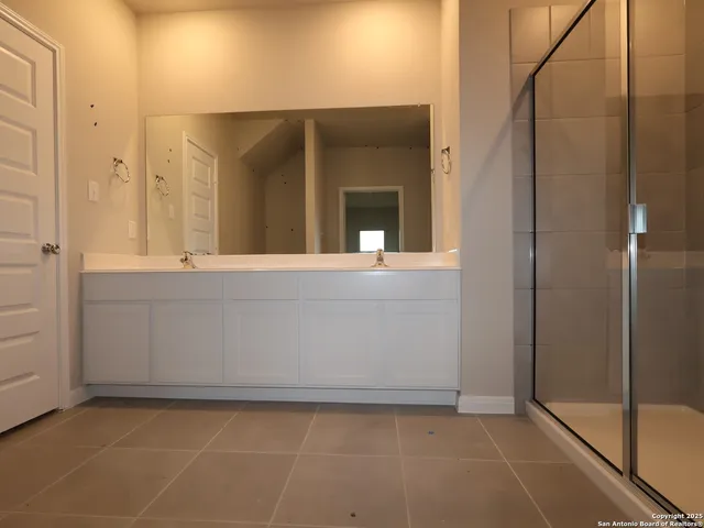 $359,990 | 10330 Goodison Drive, Converse, TX 78109