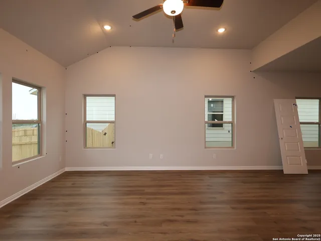 $359,990 | 10330 Goodison Drive, Converse, TX 78109