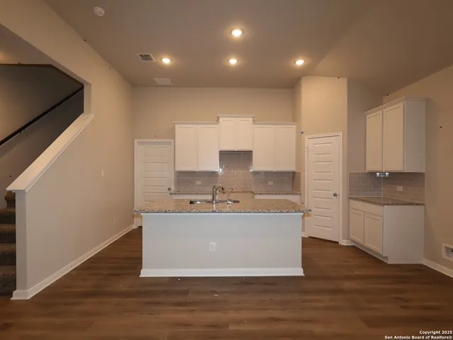 $359,990 | 10330 Goodison Drive, Converse, TX 78109