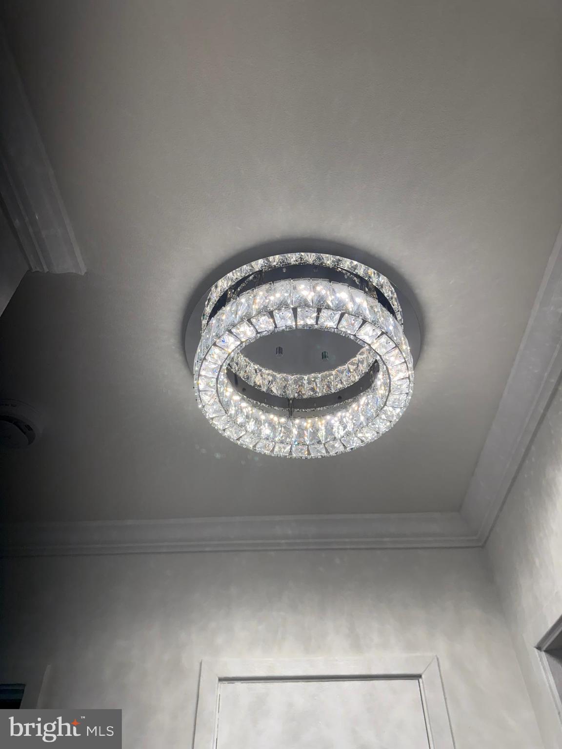 10244 Prince Place, Unit 21T3 Upper Marlboro, MD 20774 - Photo 30 of 64 Hallway light fixture