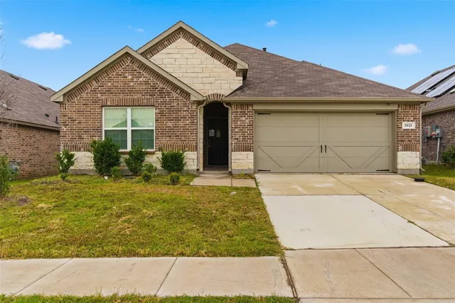 $315,000 | 2621 Moser Lane, Royse City, TX 75189