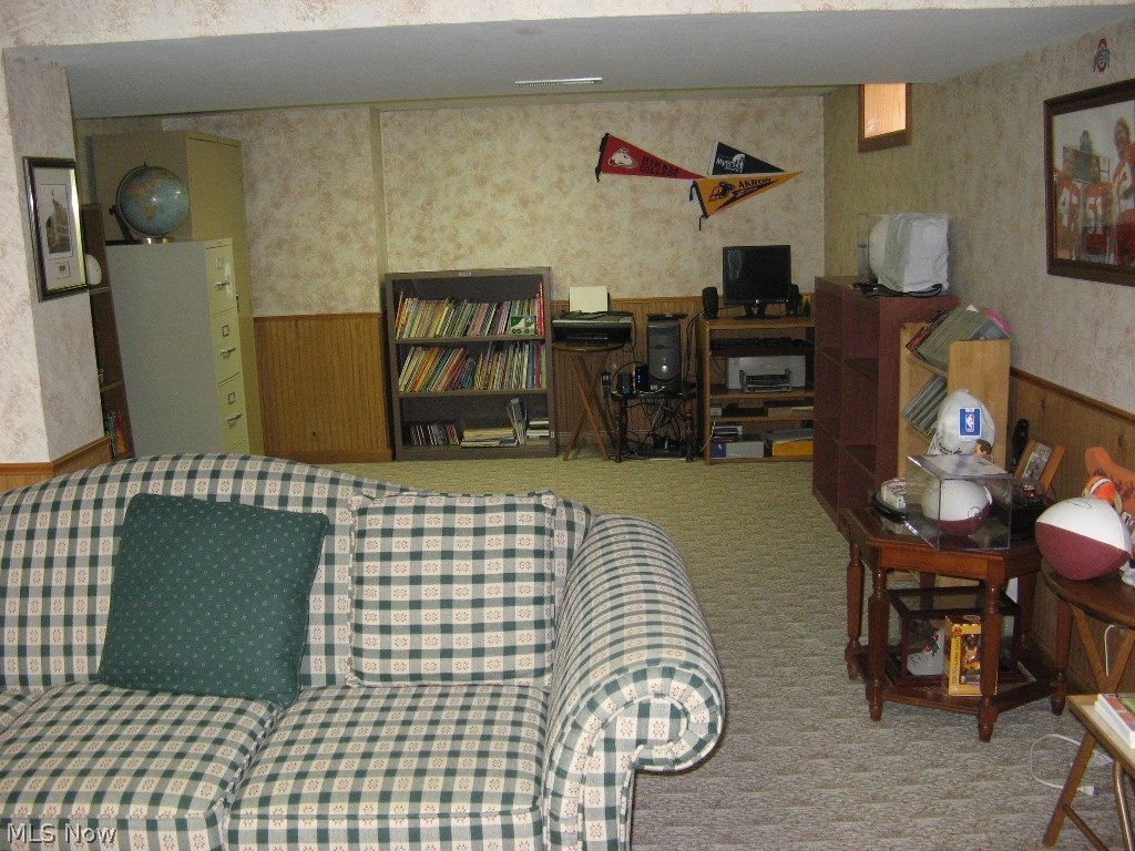 14595 Sheldon Road Cleveland, OH 44130 - Photo 13 of 21