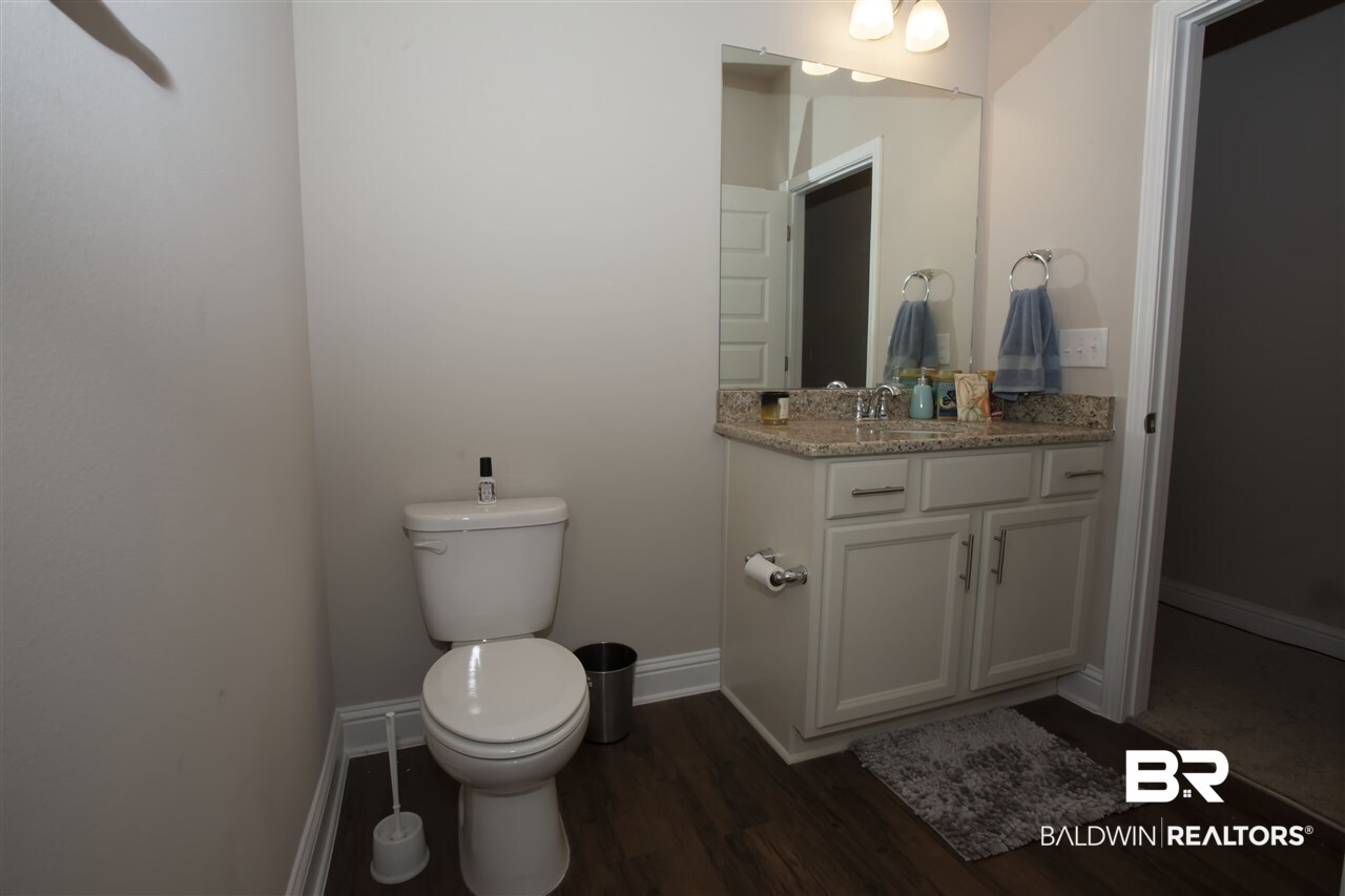 31172 C Thicket Way Daphne, AL 36527 - Photo 16 of 26 Guest Bath