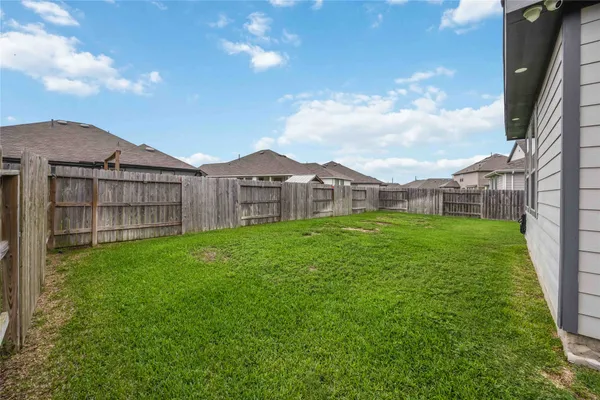 $335,000 | 4606 Seabourne Landing Drive, Rosenberg, TX 77469