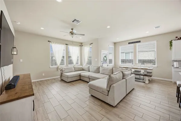 $335,000 | 4606 Seabourne Landing Drive, Rosenberg, TX 77469
