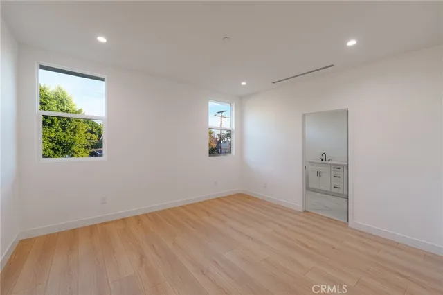 $4,500 | 14121 Emelita Street, Sherman Oaks, CA 91401