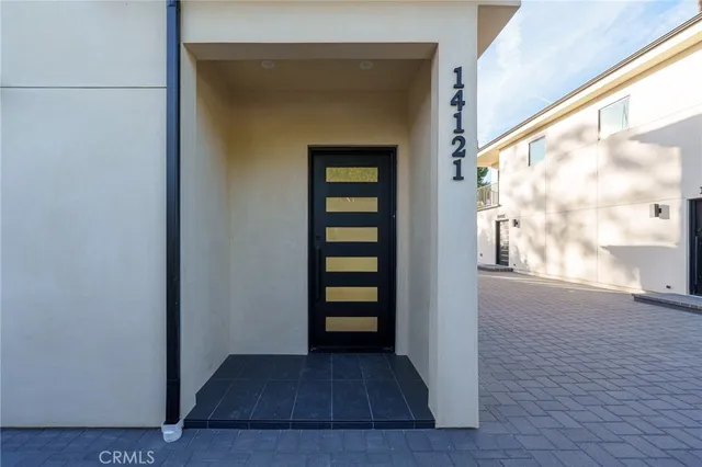 $4,500 | 14121 Emelita Street, Sherman Oaks, CA 91401