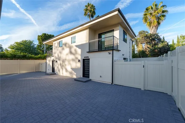 $4,500 | 14121 Emelita Street, Sherman Oaks, CA 91401