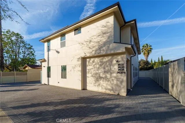 $4,500 | 14121 Emelita Street, Sherman Oaks, CA 91401