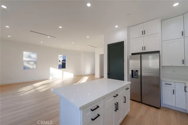 $4,500 | 14121 Emelita Street, Sherman Oaks, CA 91401