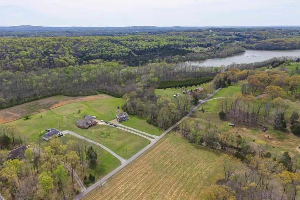 298 Brown Road Lebanon, TN 37087 - Photo 3 of 30 Gallery Image 3