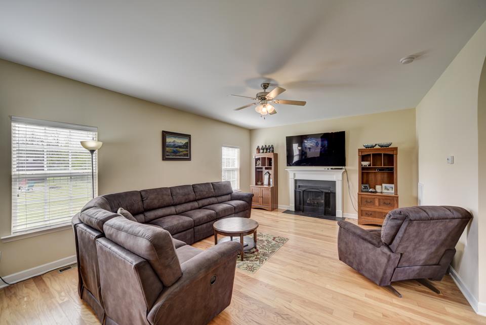 298 Brown Road Lebanon, TN 37087 - Photo 9 of 30 Gallery Image 9