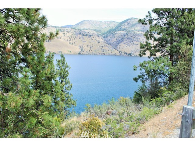 18840 South Lakeshore Road Chelan, WA 98816 - Photo 10 of 15 Gallery Image 10