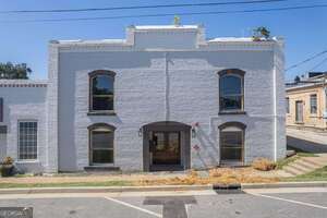 86 South Forest Avenue, Unit A Hartwell, GA 30643 - Photo 1 of 27 a view of building with street