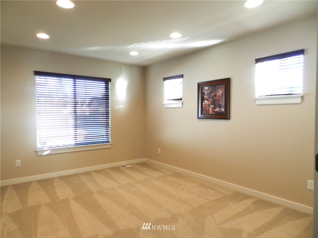 16503 38th Avenue Southeast Bothell, WA 98012 - Photo 17 of 21 Gallery Image 17