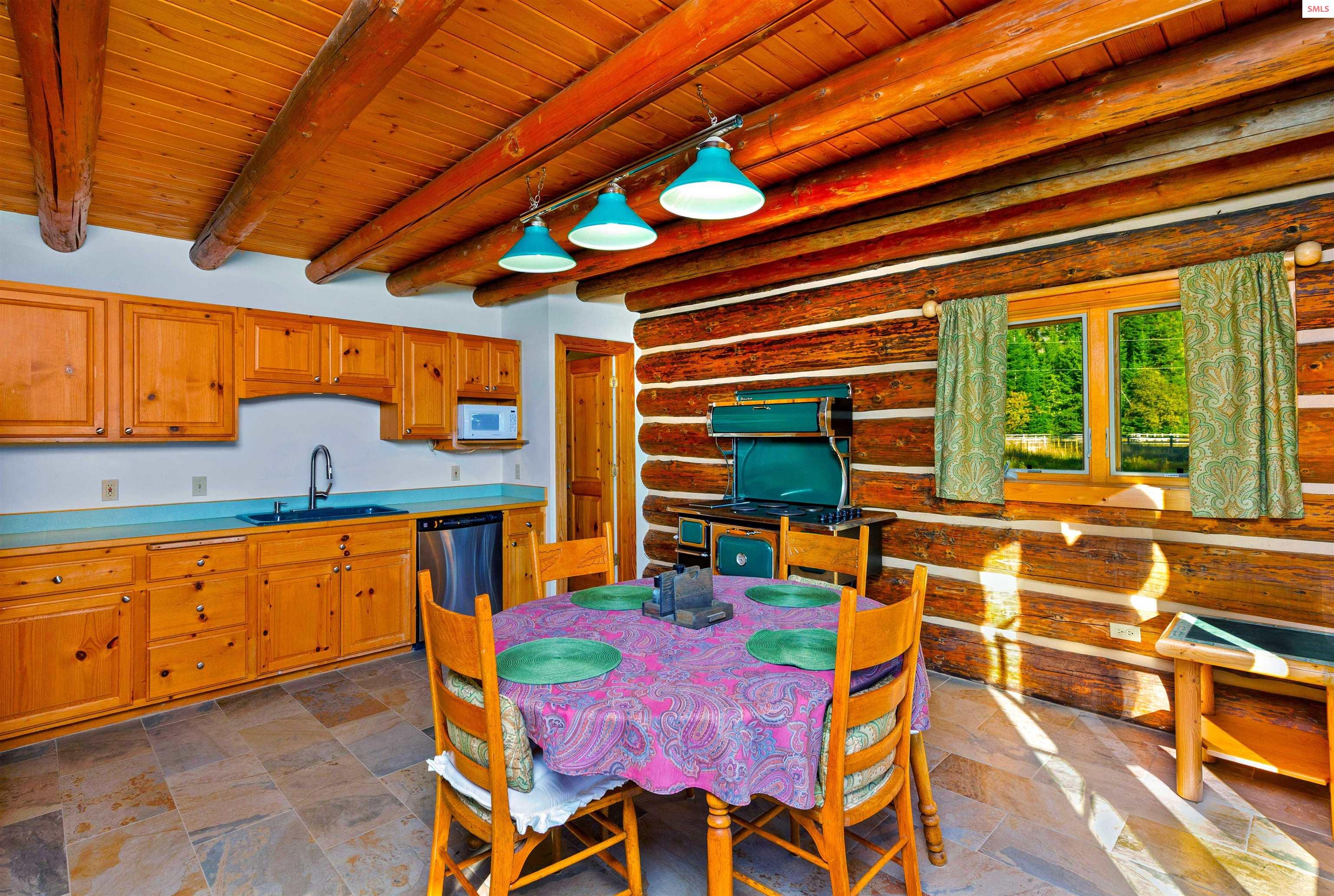 462 Kirby Mountain Road Hope, ID 83836 - Photo 13 of 49 Gallery Image 13