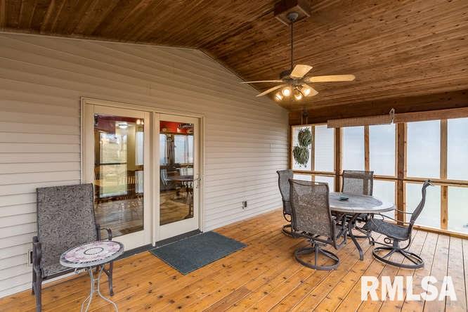 2233 Hickory Hills Road Muscatine, IA 52761 - Photo 15 of 24 Gallery Image 15