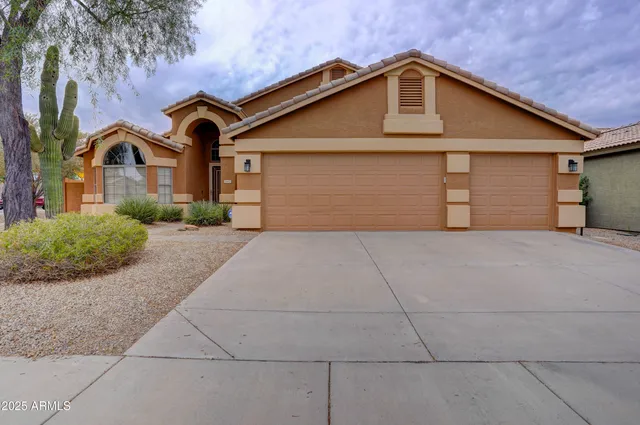 $3,950 | 4443 East Morning Vista Lane, Cave Creek, AZ 85331