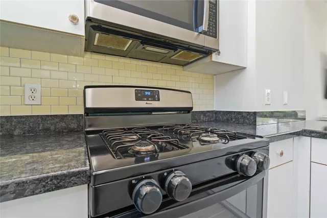 $375,000 | 939 Colorado Street, Unit 20, Houston, TX 77007