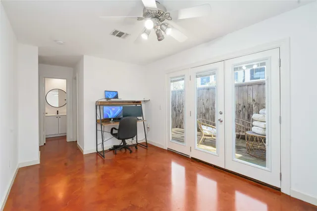 $375,000 | 939 Colorado Street, Unit 20, Houston, TX 77007