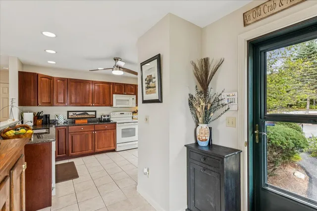 $575,000 | 45 Harbor View Drive, Unit 45, Stockton Springs, ME 04981