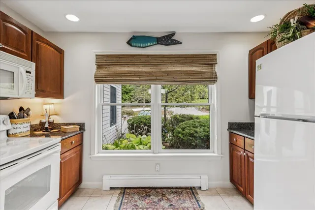 $575,000 | 45 Harbor View Drive, Unit 45, Stockton Springs, ME 04981