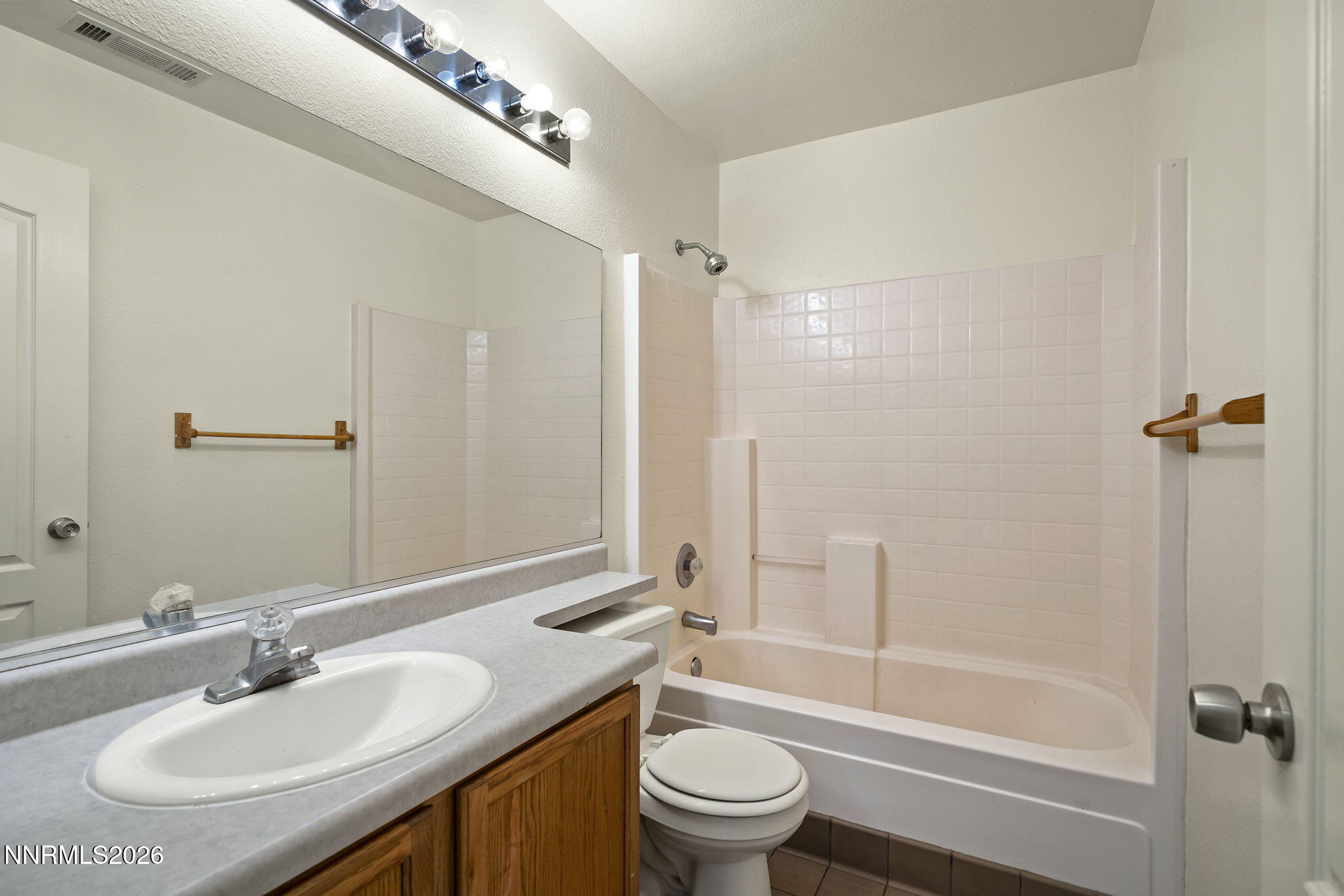 11665 Claim Stake Drive Reno, NV 89506 - Photo 17 of 21 17-web-or-mls-_DSC7960