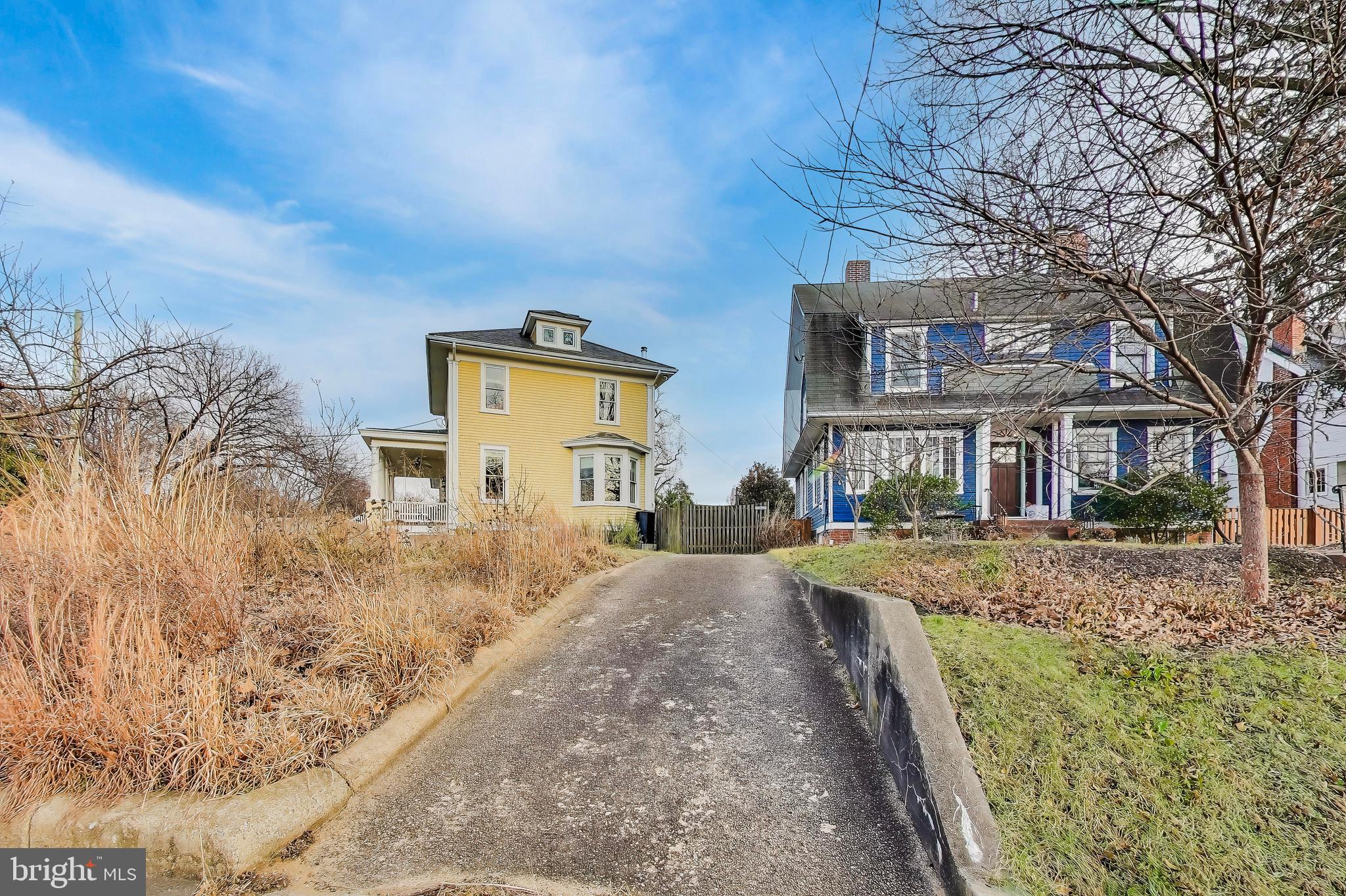 612 Butternut Street Northwest Washington, DC 20012 - Photo 46 of 52 driveway - entrance from piney branch