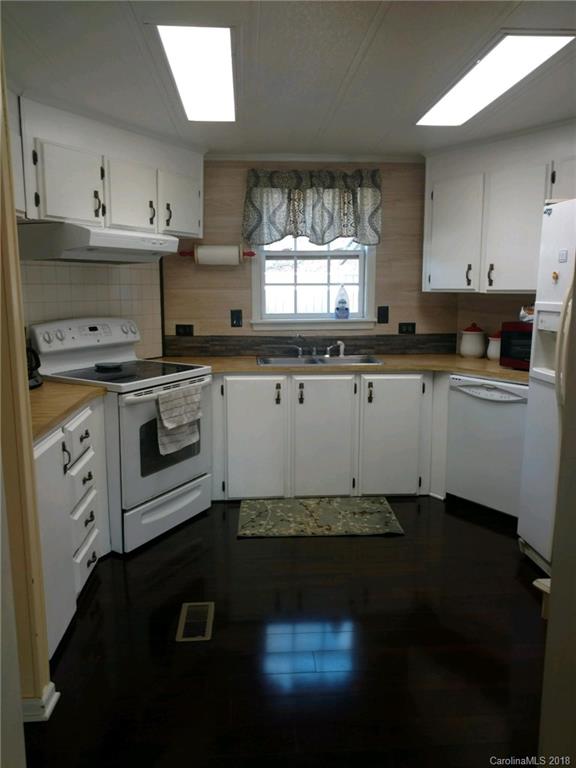 1290 Deal Road Blacksburg, SC 29702 - Photo 2 of 21