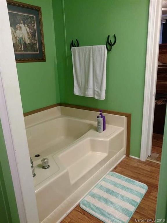 1290 Deal Road Blacksburg, SC 29702 - Photo 16 of 21