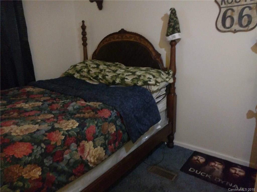 1290 Deal Road Blacksburg, SC 29702 - Photo 17 of 21