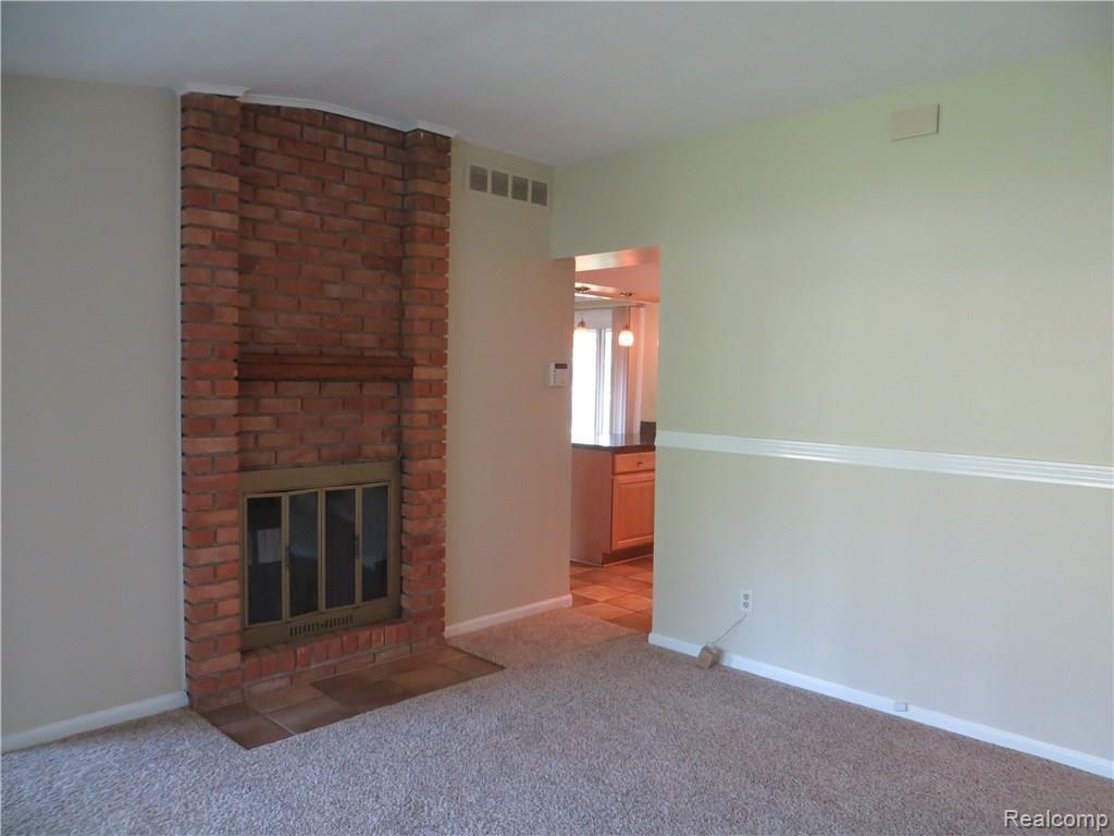 2157 South Commerce Road Walled Lake, MI 48390 - Photo 11 of 25 June 2016 239.JPG