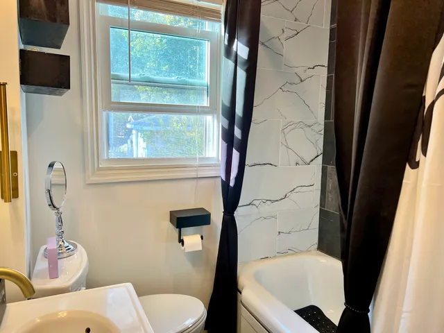 $209,900 | 1311 West Hill Street, Champaign, IL 61821