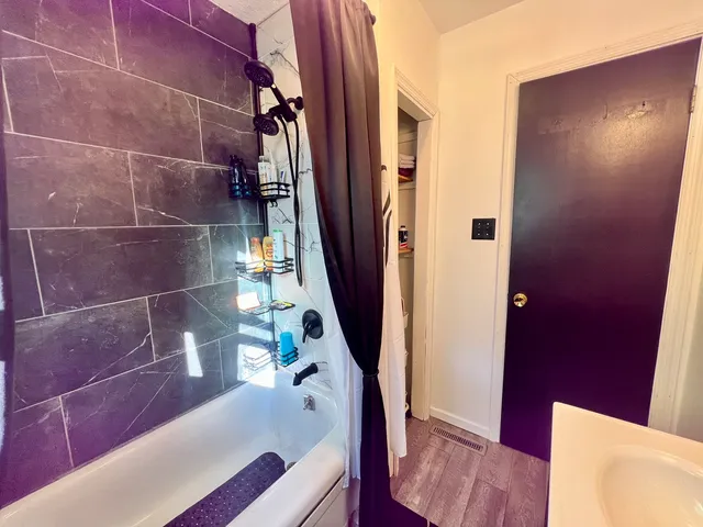 $209,900 | 1311 West Hill Street, Champaign, IL 61821