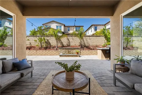 $1,185,000 | 20825 Red Sky Court, Saugus, CA 91350