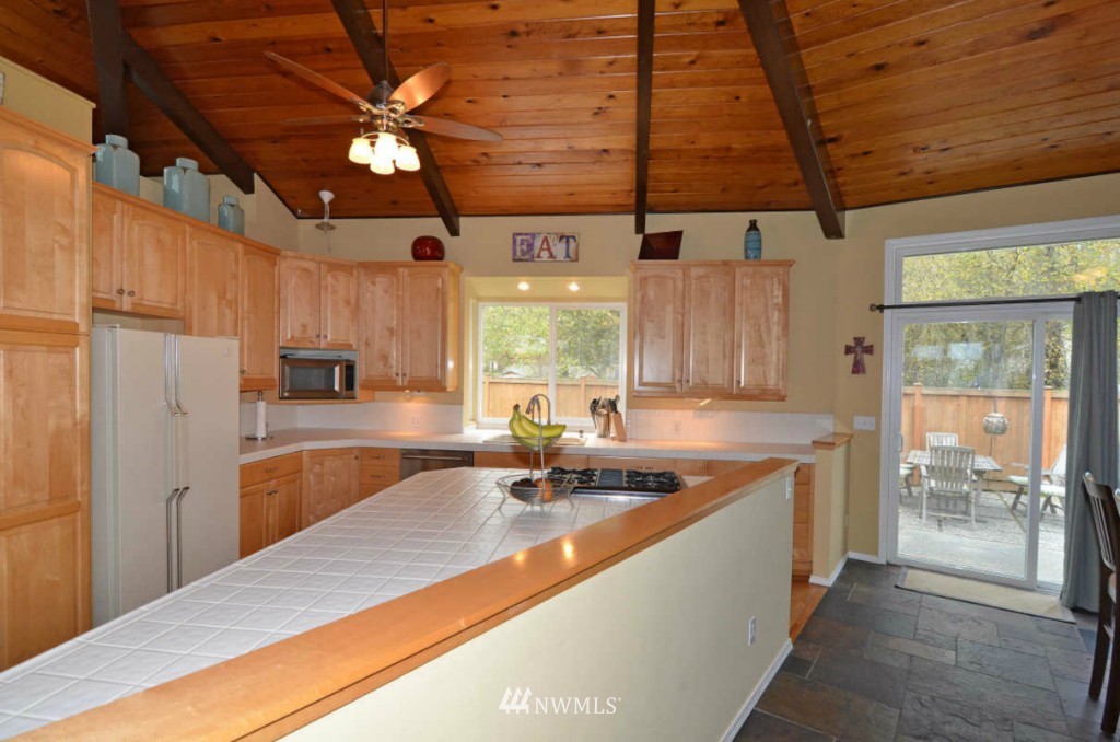 1928 234th Place Southwest Bothell, WA 98021 - Photo 4 of 12