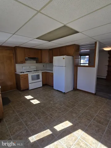 $1,400 | 649 North Warren Street, Orwigsburg, PA 17961