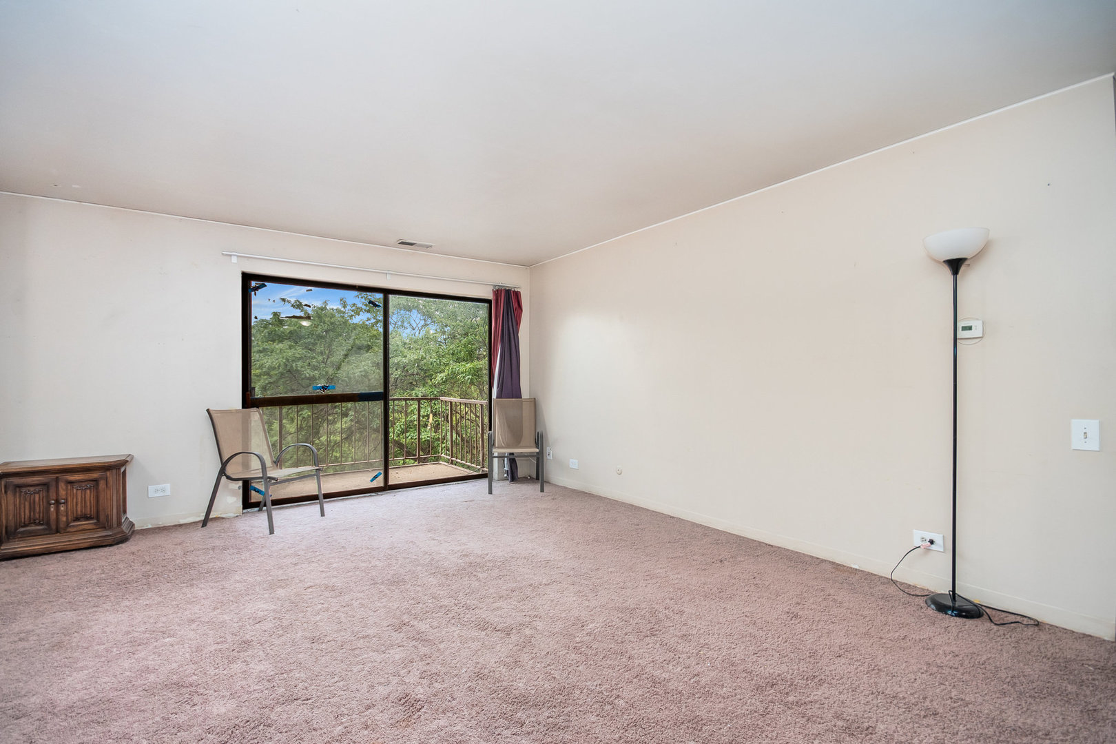 425 Walnut Creek Road, Unit 1410 Lisle, IL 60532 - Photo 5 of 15 Gallery Image 5