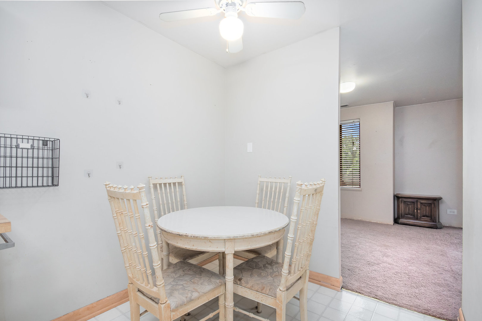 425 Walnut Creek Road, Unit 1410 Lisle, IL 60532 - Photo 9 of 15 Gallery Image 9