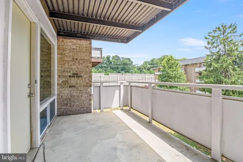 $135,000 | 526 Wilson Bridge Drive, Unit 6727 C1, Oxon Hill, MD 20745