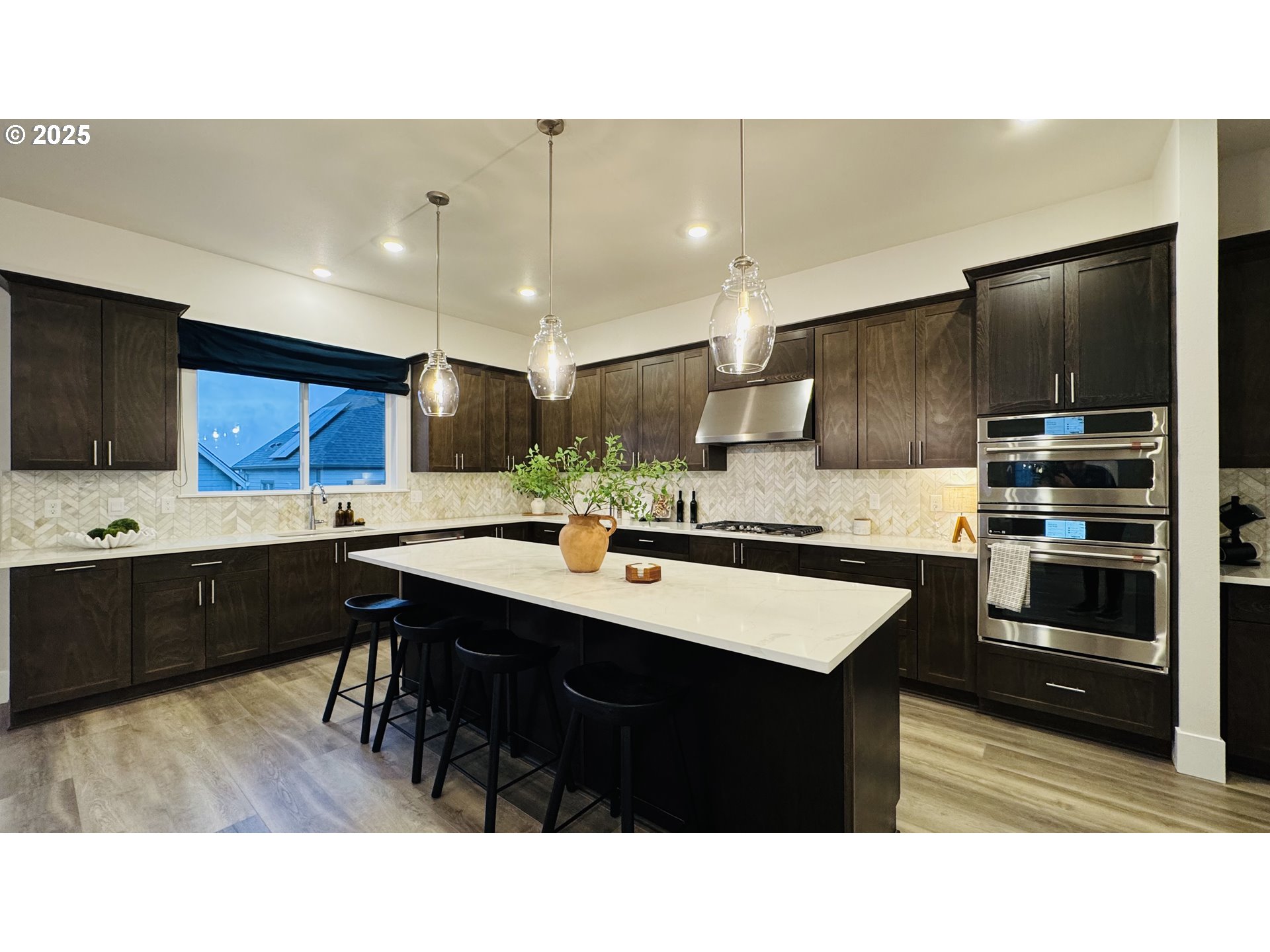 17570 Southwest Steens Lane Beaverton, OR 97007 - Photo 27 of 48