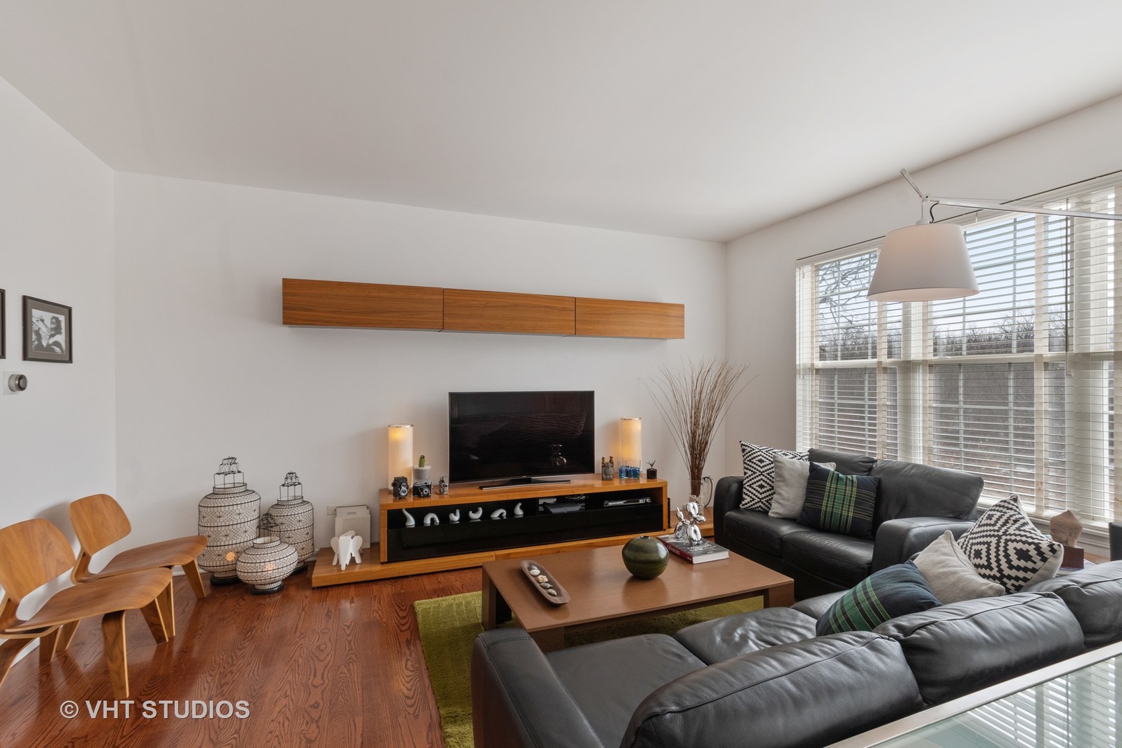 4611 Jenna Road Glenview, IL 60025 - Photo 4 of 17