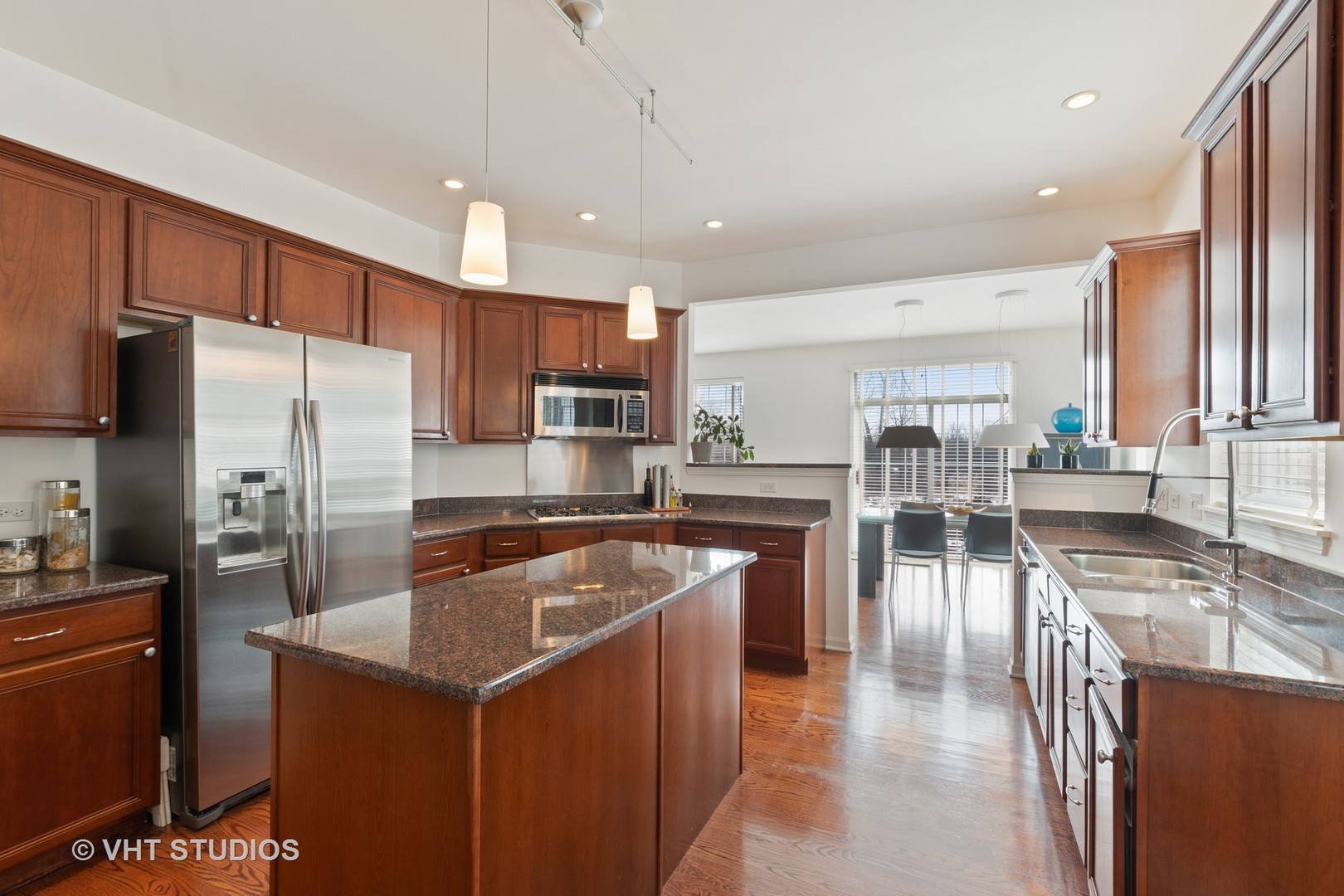 4611 Jenna Road Glenview, IL 60025 - Photo 6 of 17